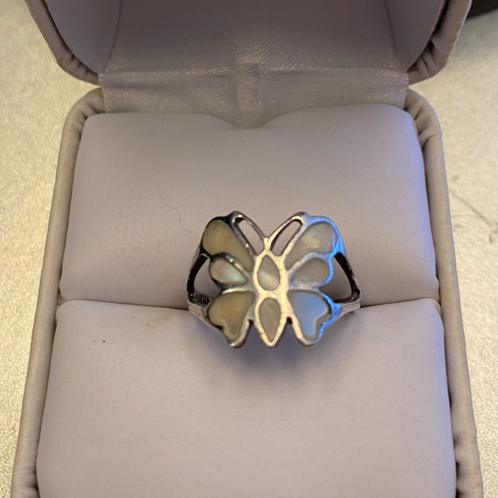 Elegant Sterling Silver Butterfly Ring With Mother Of Pearl Inlay. Size 6.75